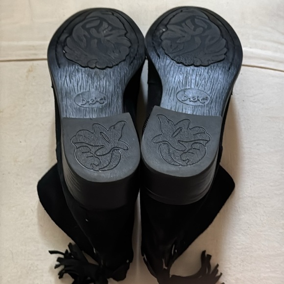 BOC Born Concept Black suede leather Ankle Boots with Tassel Booties Sz 9.5 - Picture 5 of 15